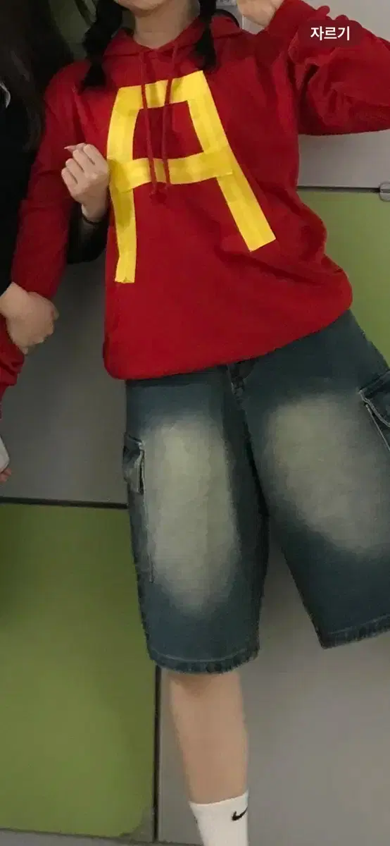 thumbnail-0